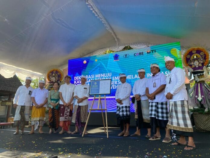 image of Koalisi Bali Emisi Nol Bersih, Desa Peliatan Ubud dan Pemkab Gianyar Sepakati Deklarasi Menuju Kawasan Rendah Emisi Ubud